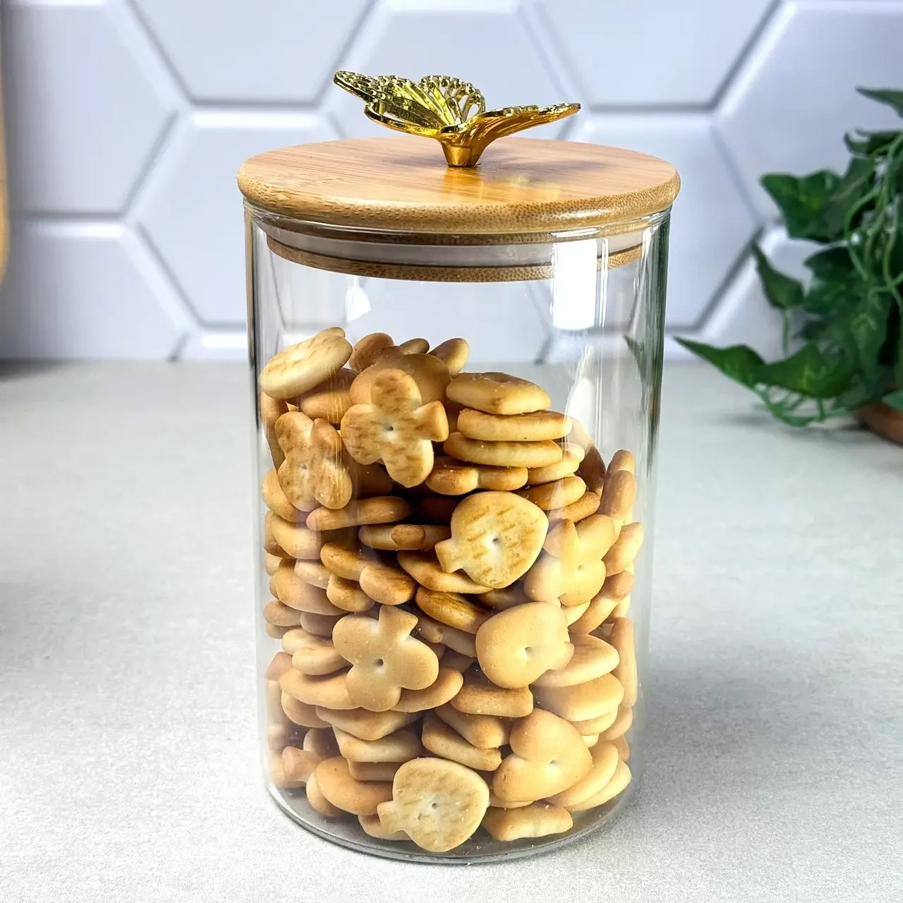 Банка для зберігання сипучих продуктів скляна Butterfly 950 мл, з бамбуковою кришкою