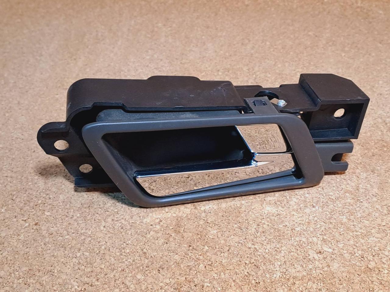 Ручка дверей внутрішня права Brilliance M1 M2 BS4 BS6 Бриллианс М1 М2 Брілліанс, фото 1