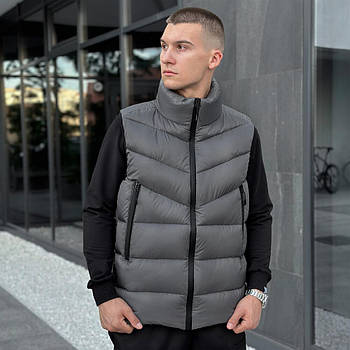 Чоловічі жилети та безрукавки