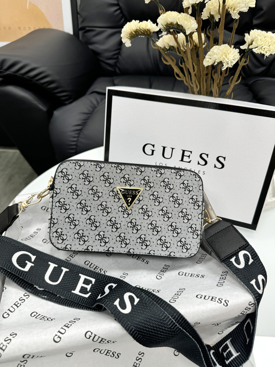 Жіноча сумка Guess The Snapshot Bag Grey Black сіра Екошкіра Крос Боді на 2 відділення широкий ремінь Гесс, фото 1