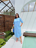 Блакитне літнє лляне плаття-сорочка з поясом із мереживним оздобленням батал, фото 4