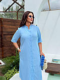 Блакитне літнє лляне плаття-сорочка з поясом із мереживним оздобленням батал, фото 7