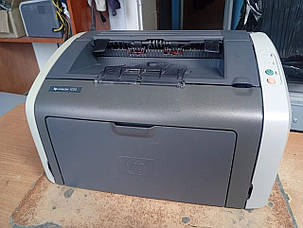 Принтер Б-клас HP LaserJet 1010 / Лазерний монохромний друк / 600x600 dpi / A4 / 14 стор/хв / USB 2.0, фото 2
