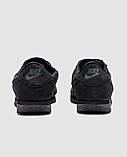 Чорні замшеві жіночі кросівки Nike Cortez Triple Black Демісезонні кеди Найк Кортез, фото 5