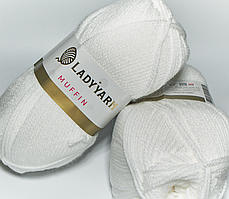 Muffin LadyYarn-016 білий