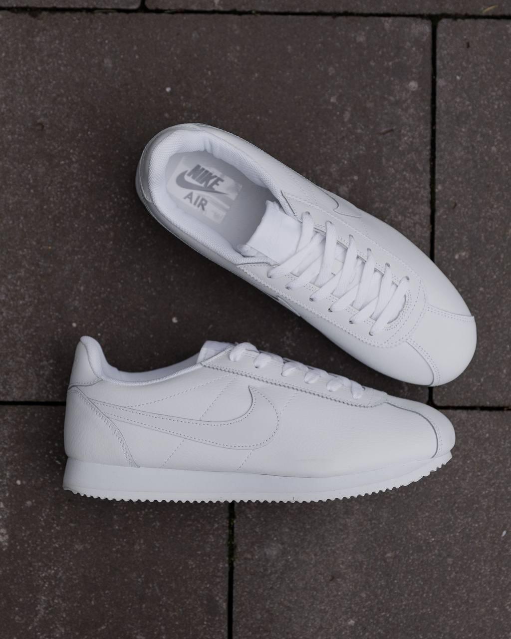 Білі шкіряні чоловічі кросівки Nike Cortez Full White Демісезонні кеди Найк Кортез Класік, фото 1