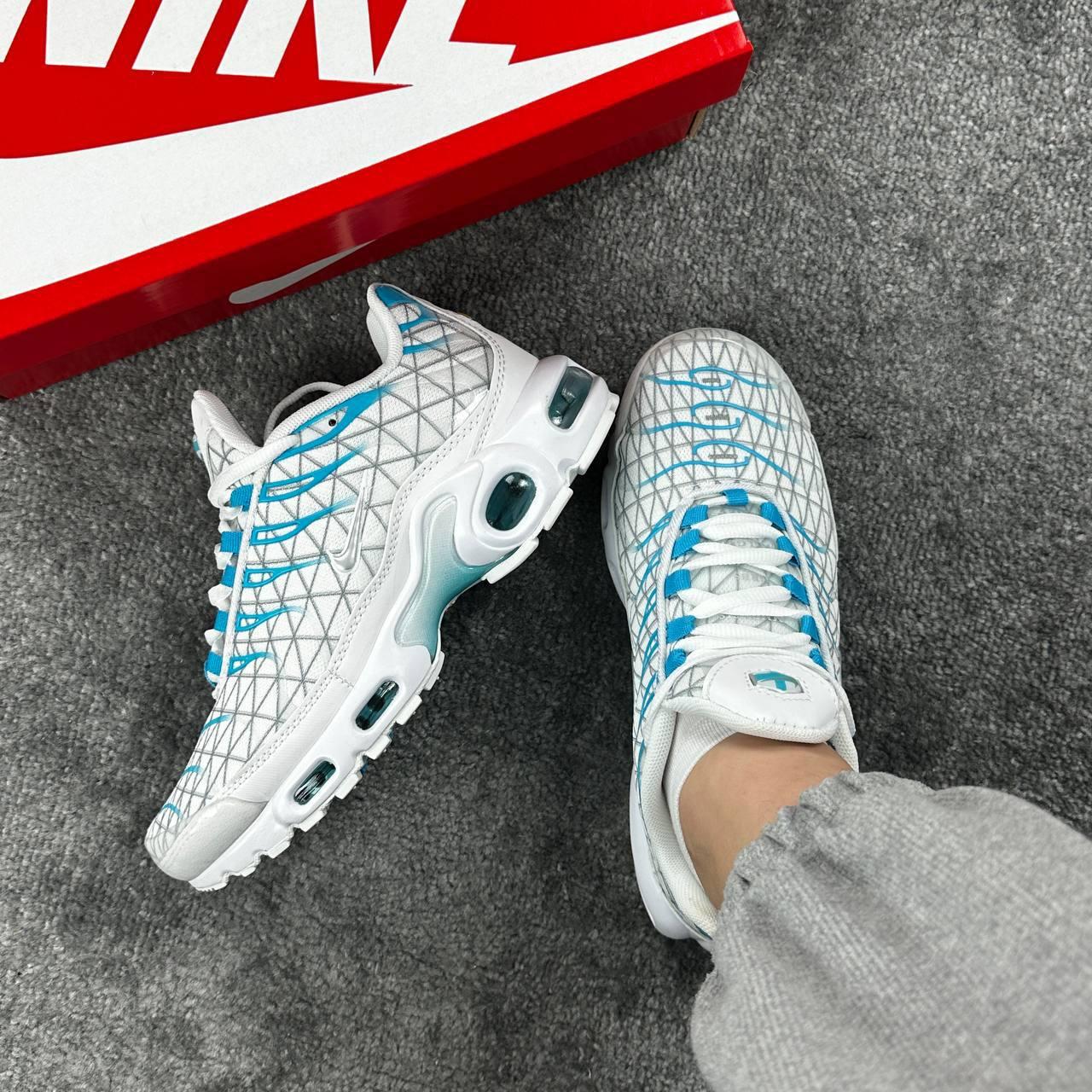 Білі чоловічі кросівки Nike Air Max Plus TN Marseille, фото 1