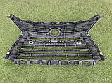 Решітка радіатора Lexus LX від2015-2021гг 5310160570 спереду хром і решітка цілі, ззаду од, фото 6