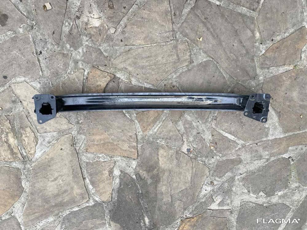 Підсилювач заднього бампера VW Caddy Volkswagen Touaran Каді 1, фото 1