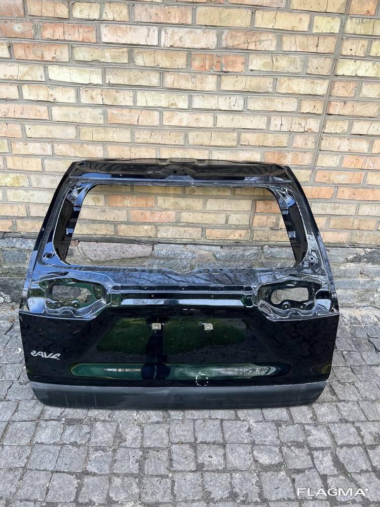 Кришка багажника ляда Toyota Rav4 Тойота Рав4 від 2019-2021 г оригінал 670050R37, фото 1