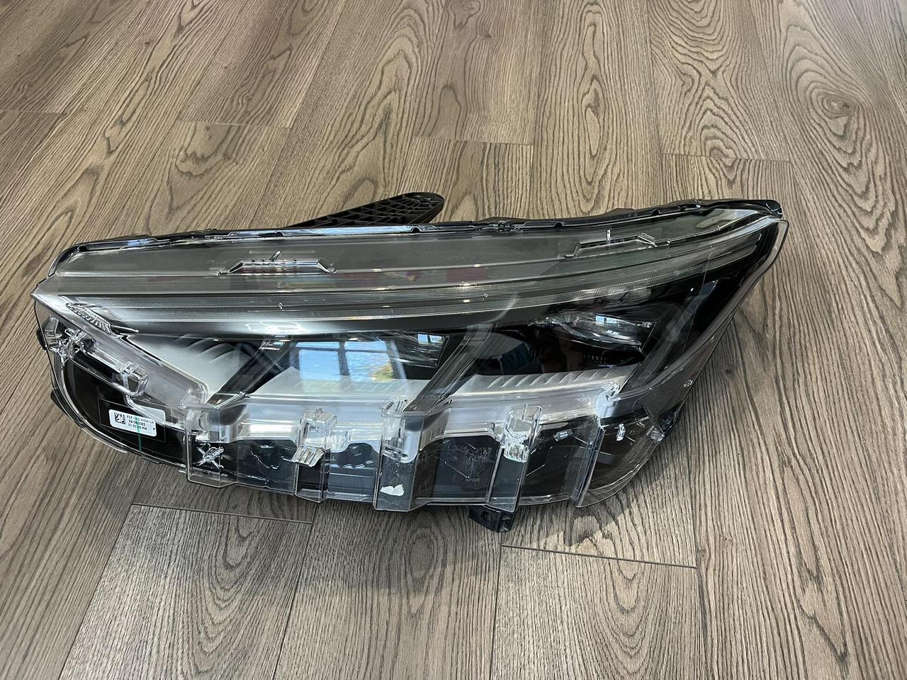 Фара ліва Ford Mustang Mach-E Форд Мустанг Led LJ8B13E015EG оригінал, фото 1