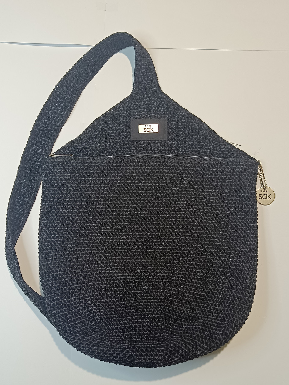 В'язаний однолямковий рюкзак The Sak ручної роботи, чорний 40*30*12 см
