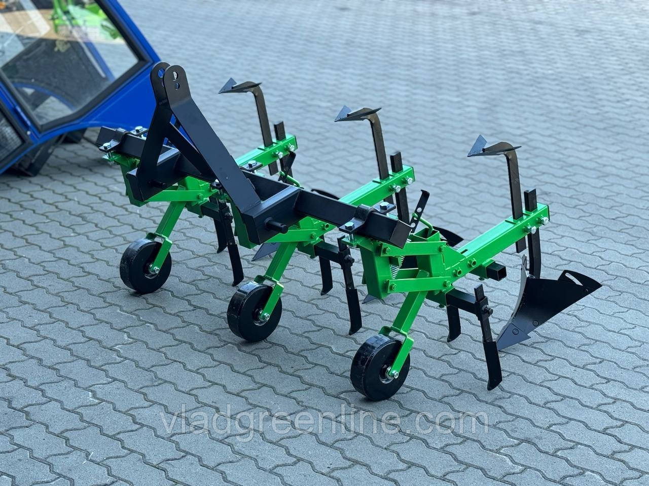 Культиватор міжрядний на 3 секції КРН-1,5 (1,5 м, з долотом)