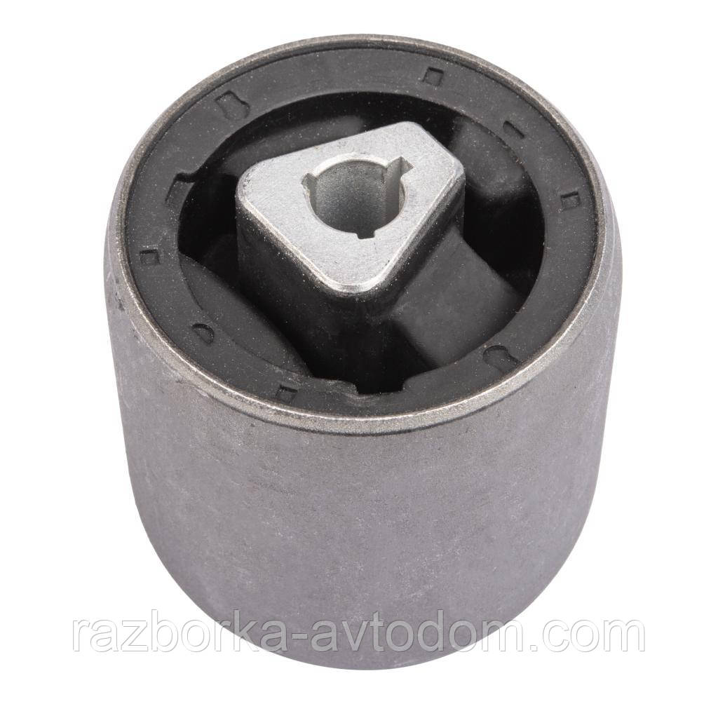 Сайлентблок переднього важеля ниж. внут. Raiso (Швеція) BMW 6 E64, БМВ 6 Е64 04- #RL-311612B UAKOUPK17, фото 1