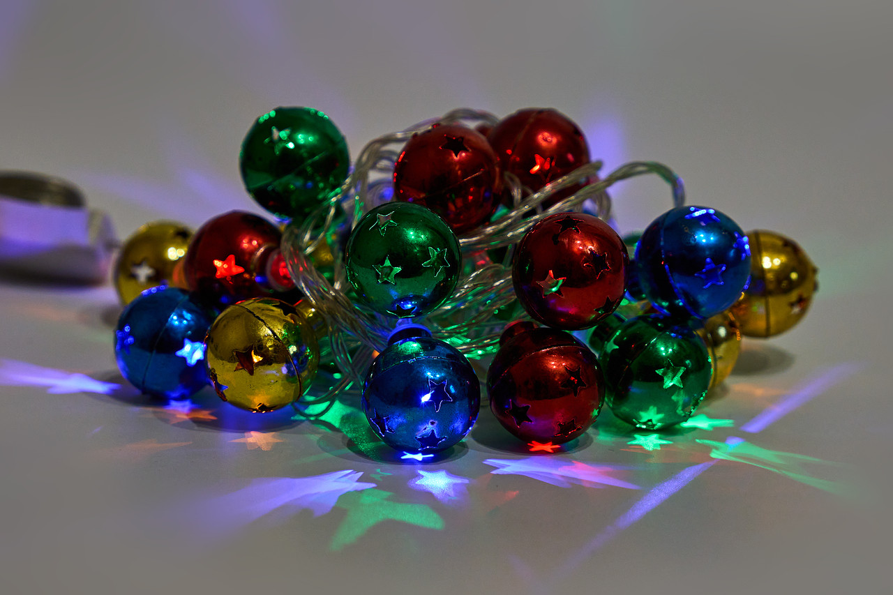 Світлодіодна новорічна гірлянда пластикові кульки, 3,6 м, 24 л, різнокольоровий, IP44, LED (041282), фото 1