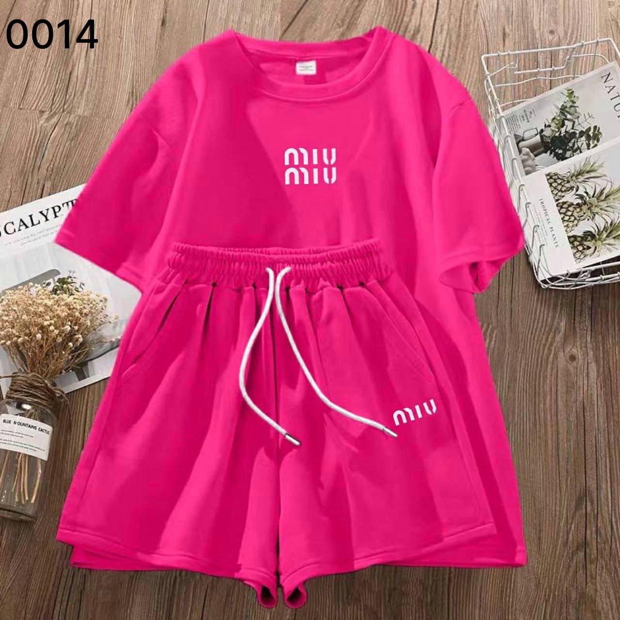 Жіночі  костюми MIU MIU 0014