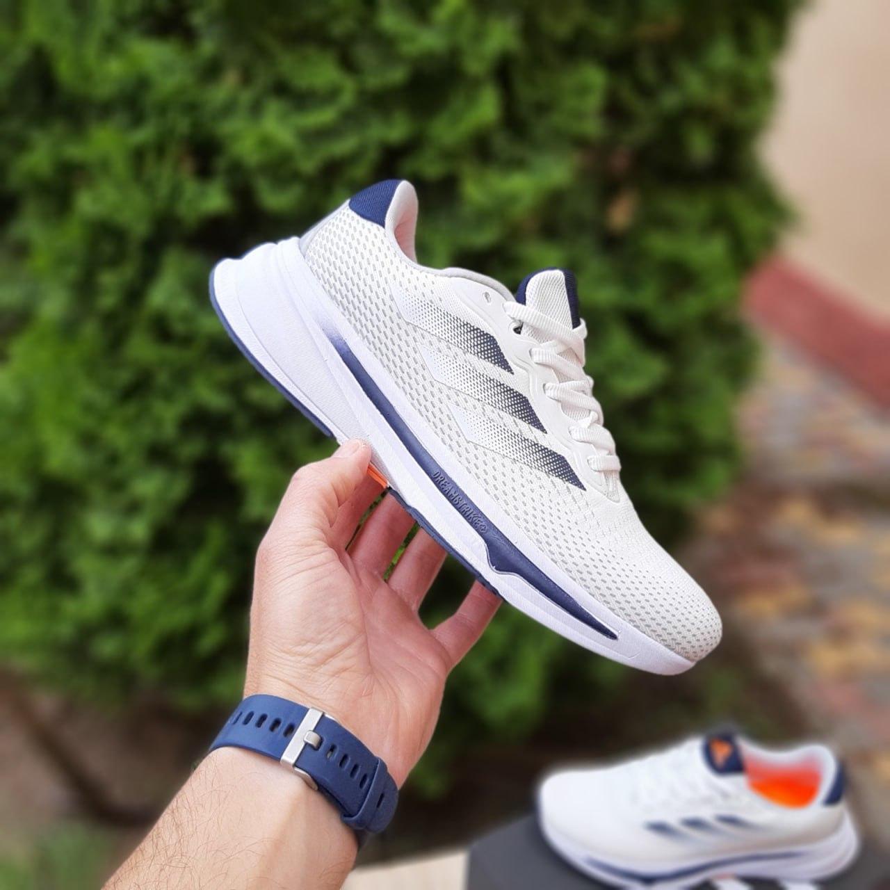 Літні текстильні Чоловічі кросівки Adidas Supernova Stride білі з синім та помаранчевим, фото 1