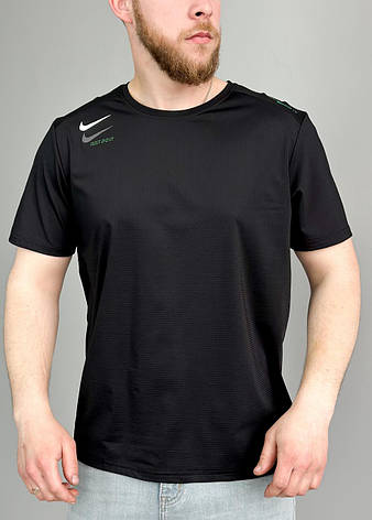 Чоловіча футболка Nike чорна спортивна полегшена футболка Найк, фото 1