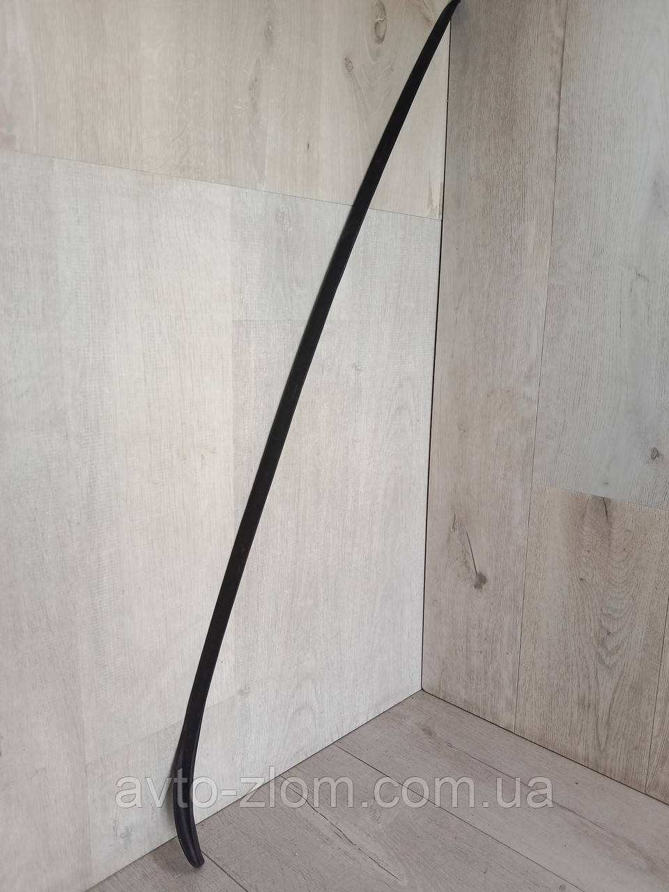 Молдинг лобового скла Volkswagen Touran. Туран. Правий. 1T0854328C., фото 1