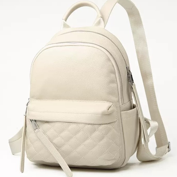 Жіноча наплічна сумка з натуральної шкіри 35х26х17, рюкзак для ноутбука, білий, фото 1