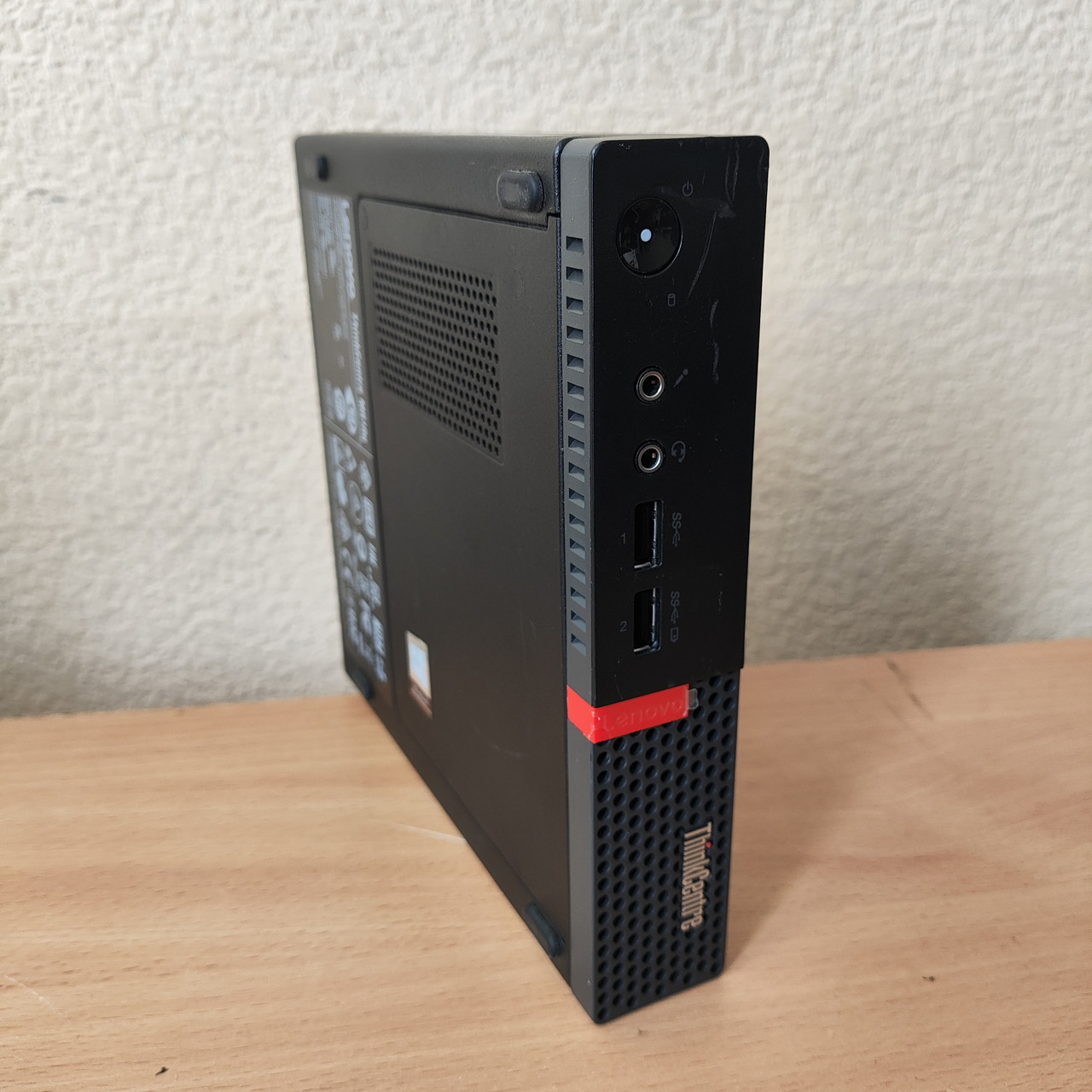 Тонкий клієнт Lenovo ThinkCentre M910q USFF i7-6700T (4 ядра)/4 GB DDR4/Intel HD Graphics 530/s1151