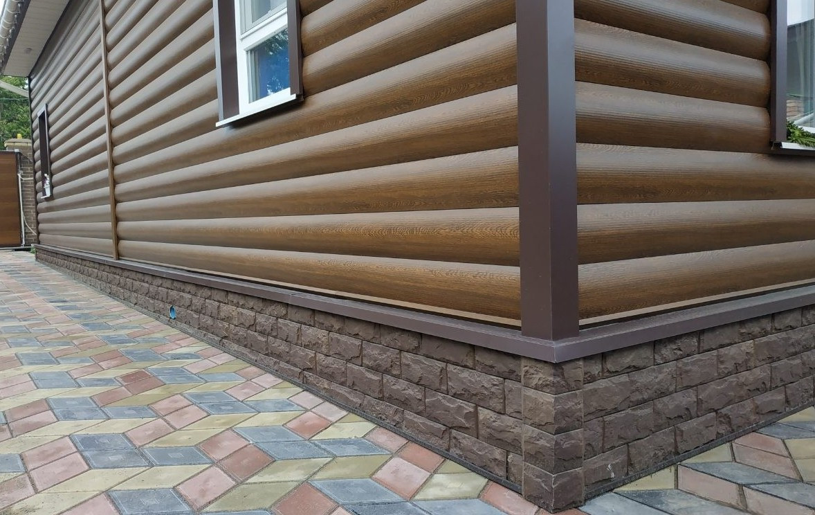 Відлив  цокольний Україна  чорний матовий 2 м\шт, фото 1