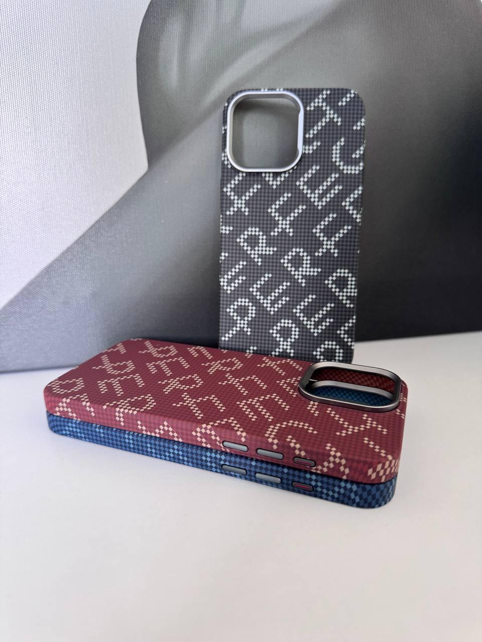 💎 LUXO Фосфорний Carbon Case Monogram | MagSafe