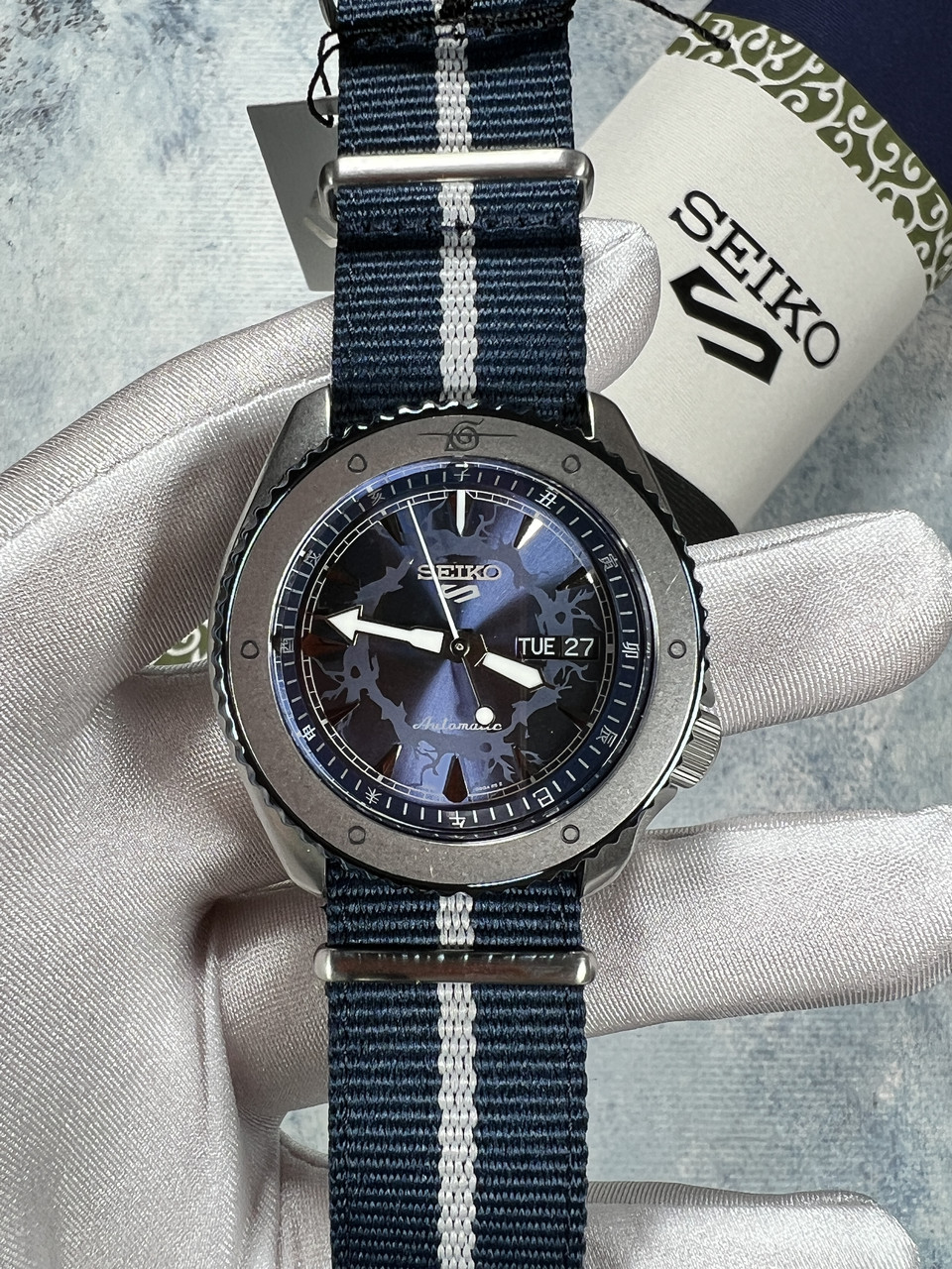 5️⃣ scapegoat すけーぷごーと　しの　ピンチェキ Чоловічий годинник SEIKO 5 Naruto & Boruto Sasuke Uchiha Limited