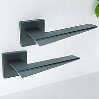 Качественная квадратная дверная ручка для межкомнатных и входных дверей в черном цвете TRION GALAXY 49 BLACK