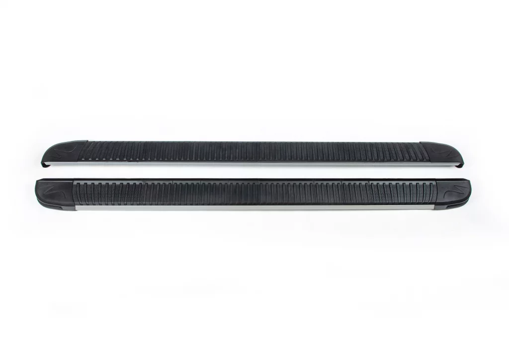 Бічні пороги площадки на Nissan Armada 2016-2024 Підніжки Ніссан Армада Maya V1