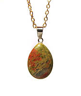 Натуральний кулон із каменю епідот