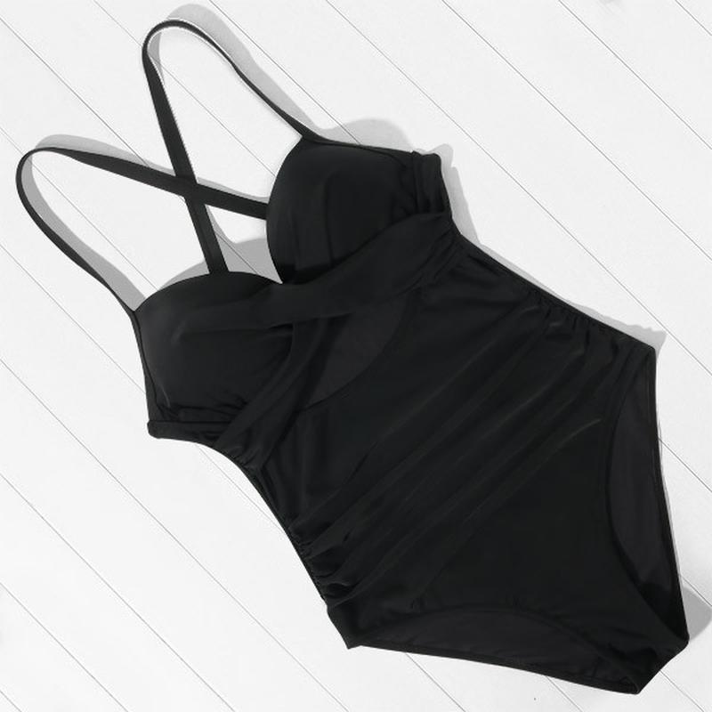 Закритий жіночий купальник чорного кольору з бретелями через шию, фото 1