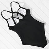 Закритий жіночий купальник чорного кольору з бретелями через шию, фото 2