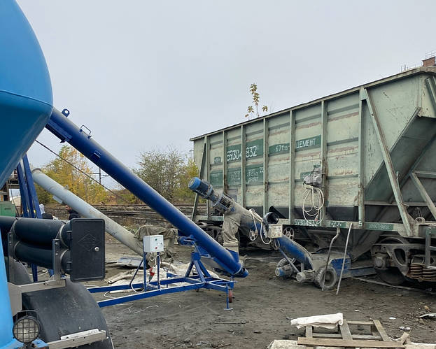 НОВИНКА ВІД ТОВ “ХАРКІВ ТРЕЙД СЕРВІС”: ОБЛАДНАННЯ ДЛЯ РОЗВАНТАЖЕННЯ ЦЕМЕНТУ З ВАГОНІВ ТИПУ ХОПЕР