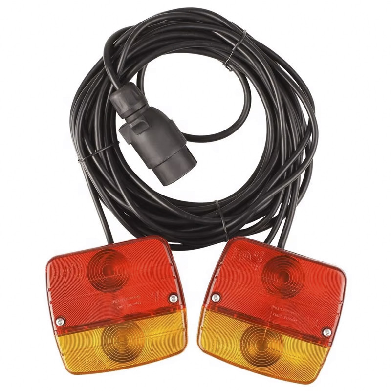 Комплект задніх ліхтарів 12В для причепа з кабелем 7+2 м, 7-контактне підключення, 5 функцій світла