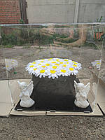 Букет з атласних стрічок в акриловому кубі