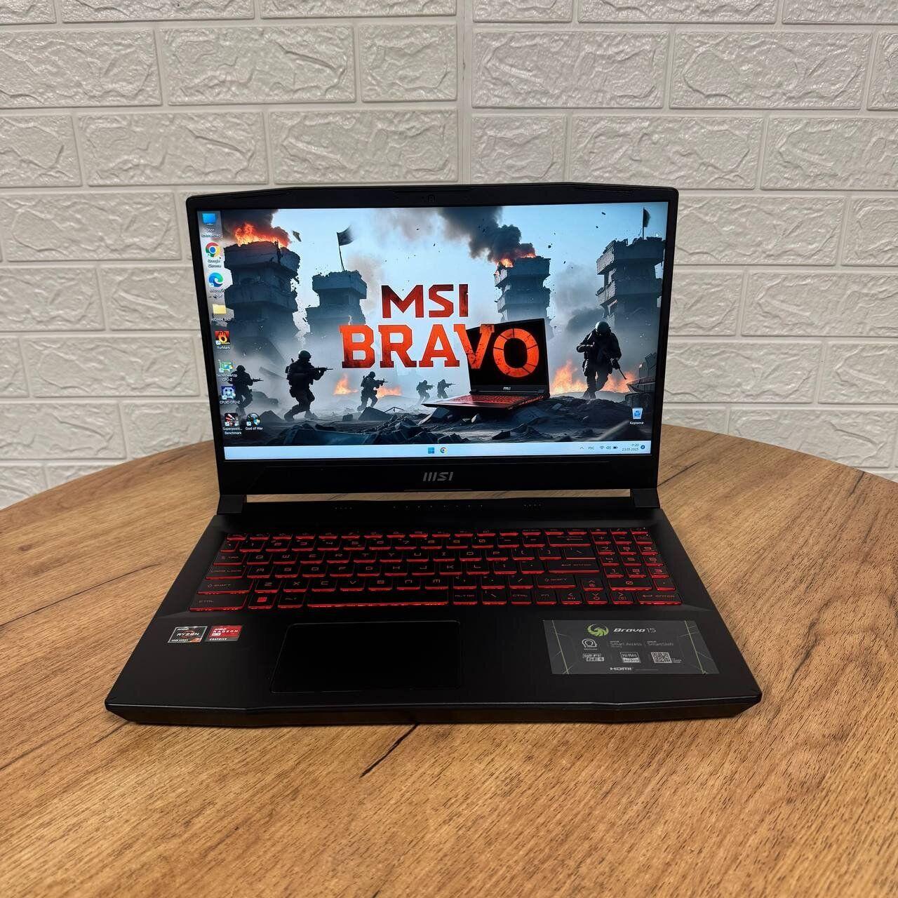 Б/в Ігровий ноутбук Б-клас MSI Bravo 15 B5ED 15.6" 1920x1080| Ryzen 7 5800H| 16GB RAM| 512GB SSD NVMe| Radeon RX 6550M 4GB
