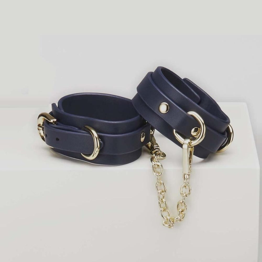 Наручники з екошкіри сині Roоmfun Handcuff із золотистою фурнітурою, фото 1