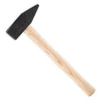 Молоток слюсарний 2000 г.з дерев'яною ручкою INTERTOOL HT-0222