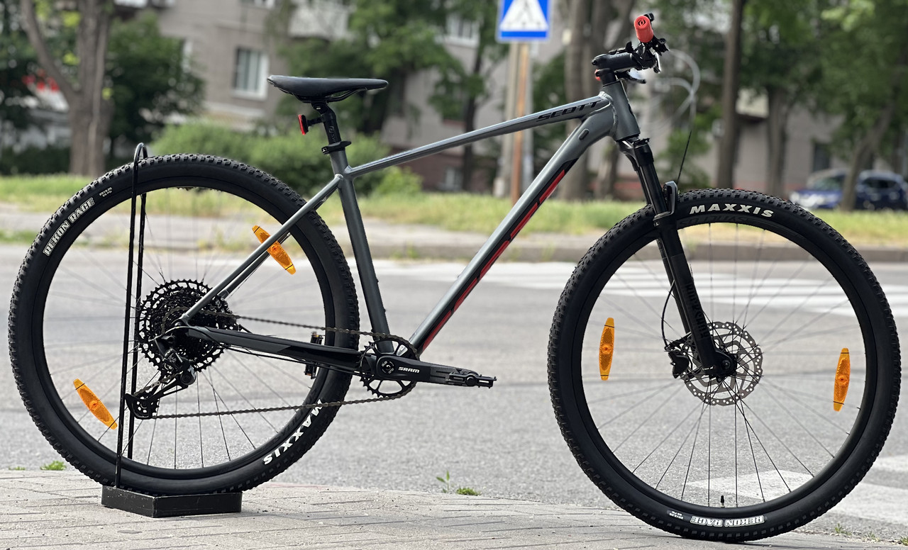 Гірський велосипед 29" Scott scale 970 dark grey (CN) L сіро-червоний на зріст 175-185 см