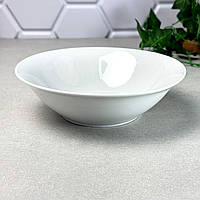 Салатник фарфоровий глибокий 500 мл 18 см білий HR1217