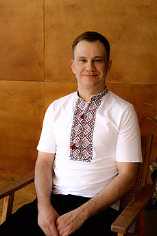 Чоловіча вишиванка Терен червона