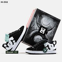 Кросівки чоловічі чорні з білим нубук 41 42 43 44 45 DC Court Graffik Black White