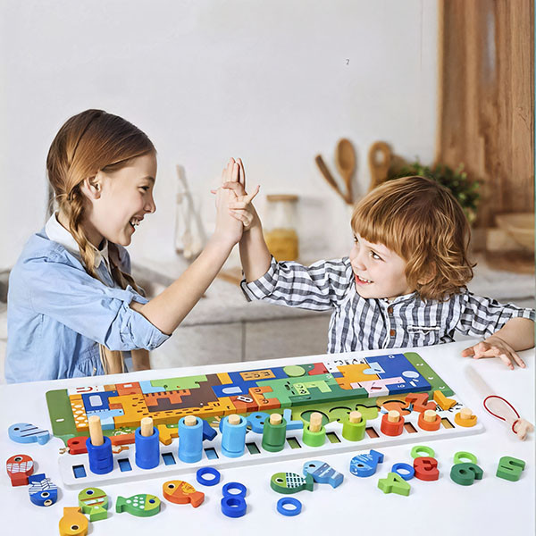 Логічна бізідоска для раннього розвитку Дерев'яна іграшка 4в1 Сортер Магнітна риболовля Пазли цифри фігурки, фото 1