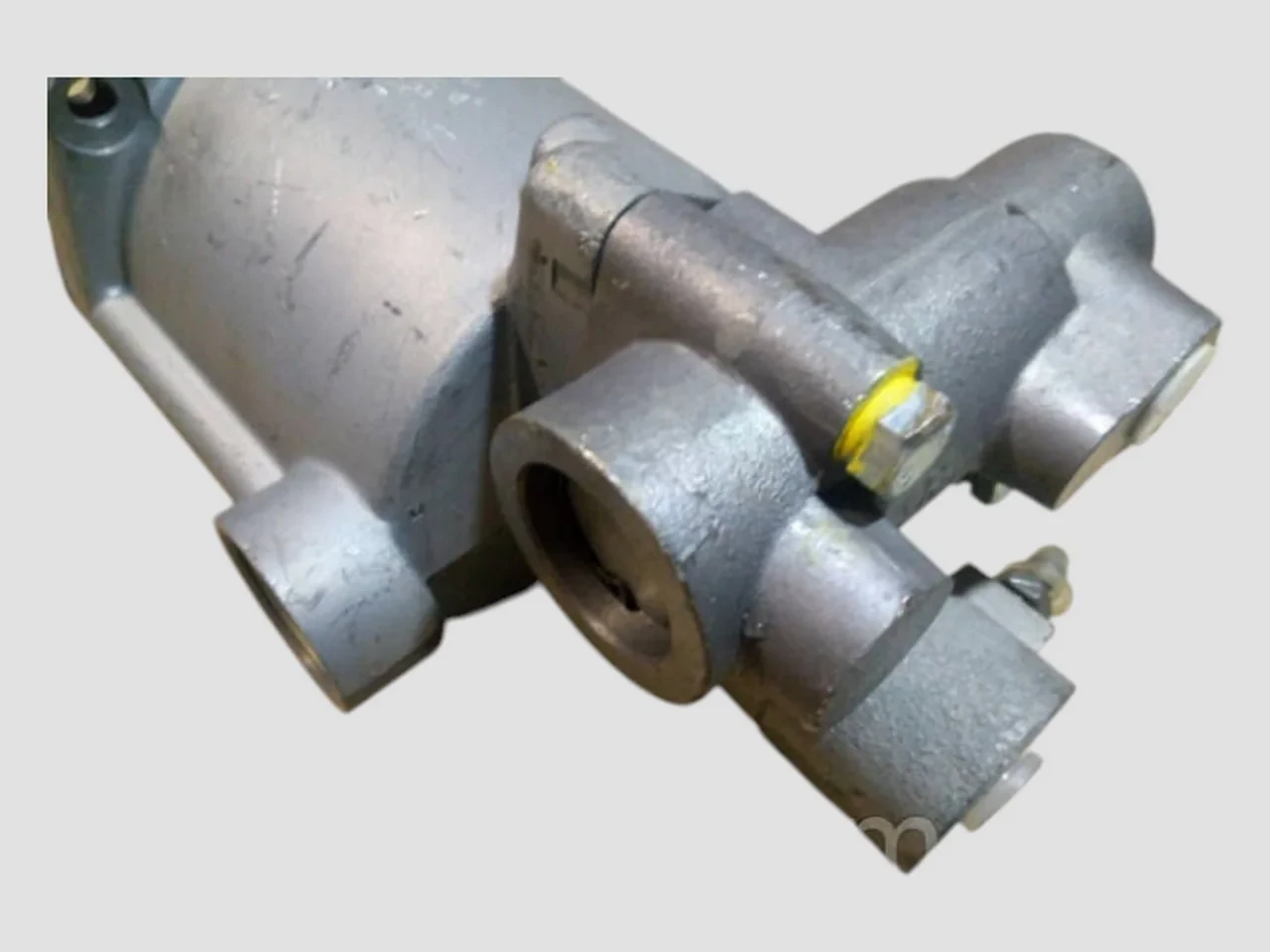 ПГУ МАЗ Пневмогідравлічний підсилювач зчеплення шток L=117 мм 11.1602410-30, фото 1