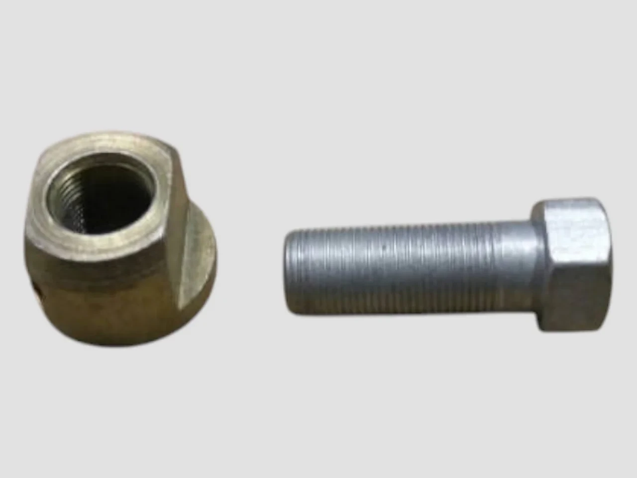 Болт кріплення вушка ресори МАЗ з втулкою М 20х1,5х 55 372882-П29/5335-2902018, фото 1