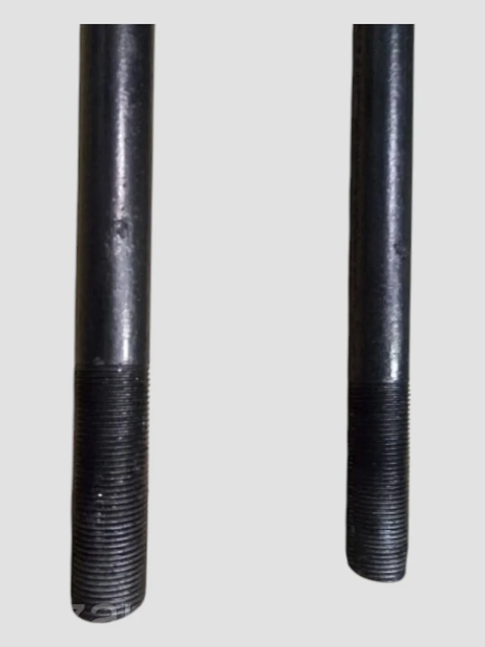 Стремянка ресори задньої МАЗ М27х2,0 L = 625 без гайк. 52328-2912408, фото 1