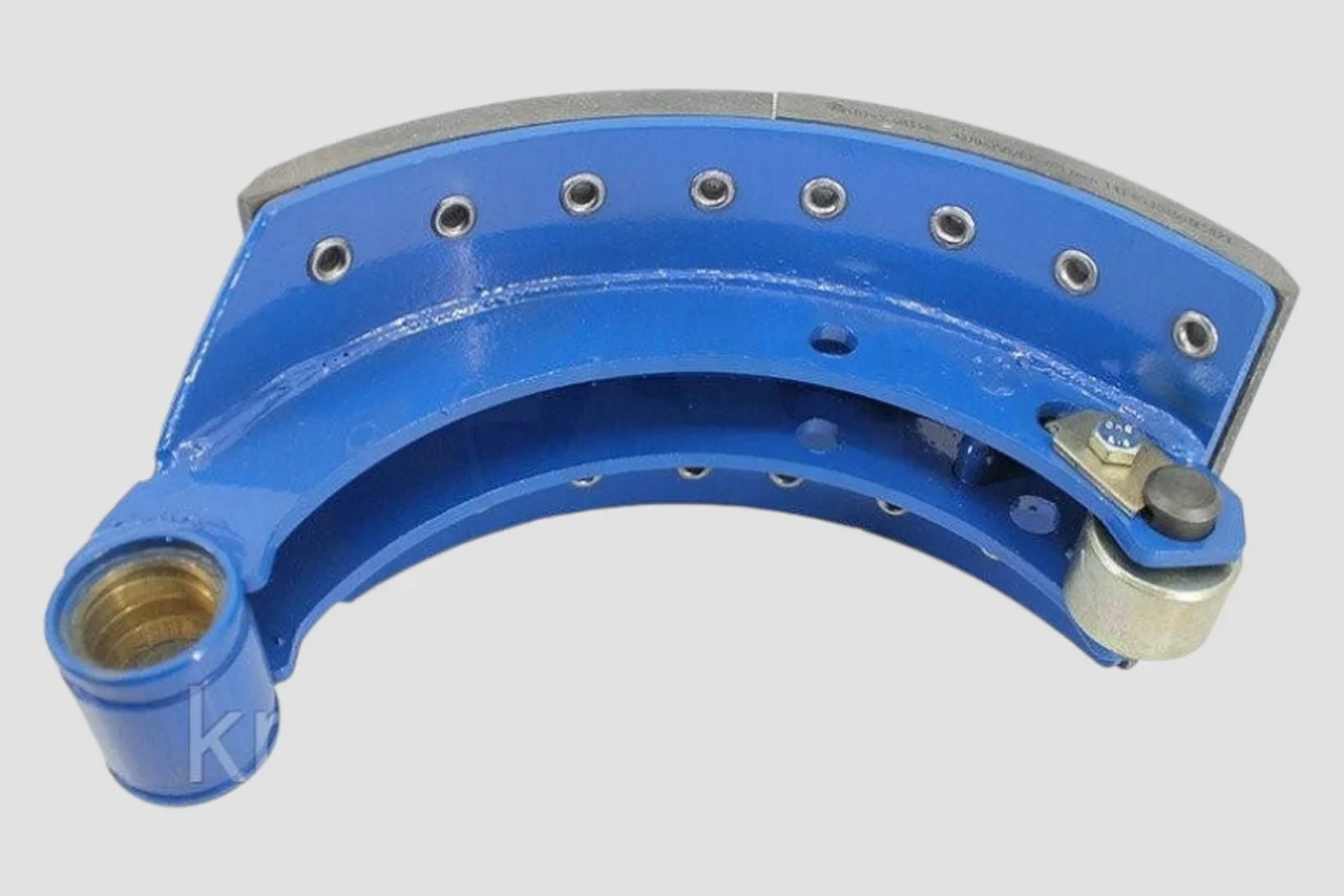 Колодка гальмівна МАЗ 4370 (зубень) задня ліва з накладкою (ширина 150 мм) 4370-3502091, фото 1