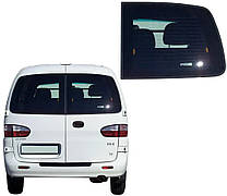 Скло задньої двері Hyundai H200 1997-2007 розпашонка з обігрівом праве