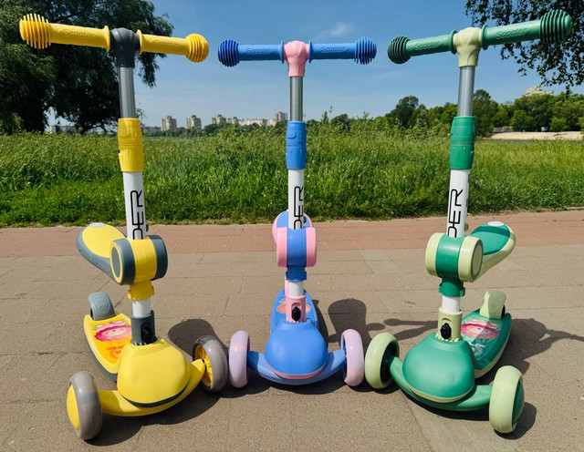 Самокат дитячий триколісний